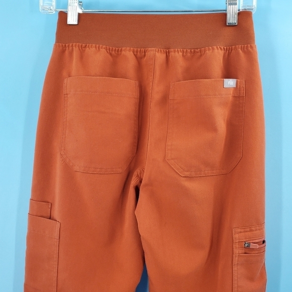 FIGS Technical Collection brown scrub pants XS - Picture 15 of 16